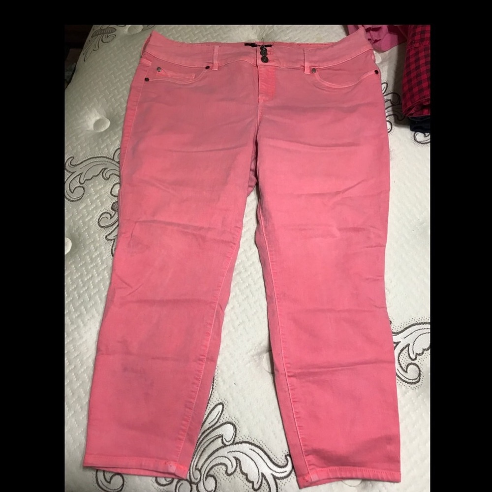 Torrid Denim Jeggings-Hot Pink